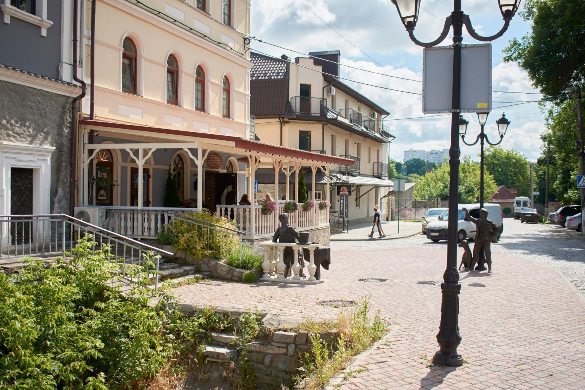 Florian Hotel Kamianets-Podilskyi Exterior photo
